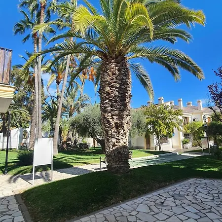 Alhambra Vera Costa Con Piscina Abierta Todo El Ano Апартаменты