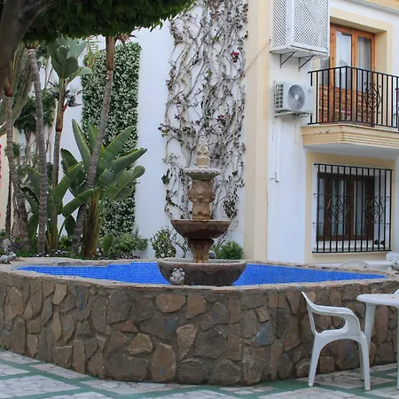 Alhambra Vera Costa Con Piscina Abierta Todo El Ano *