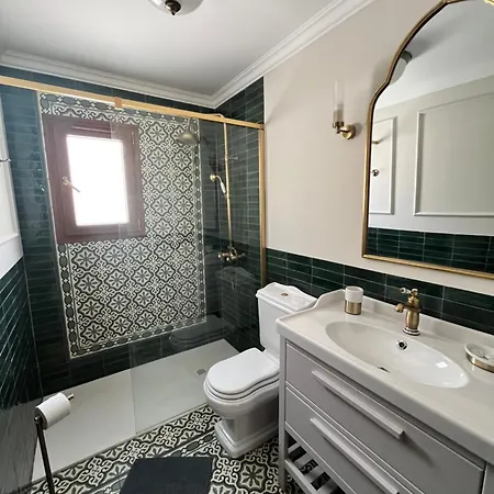 Alhambra Vera Costa Con Piscina Abierta Todo El Ano *